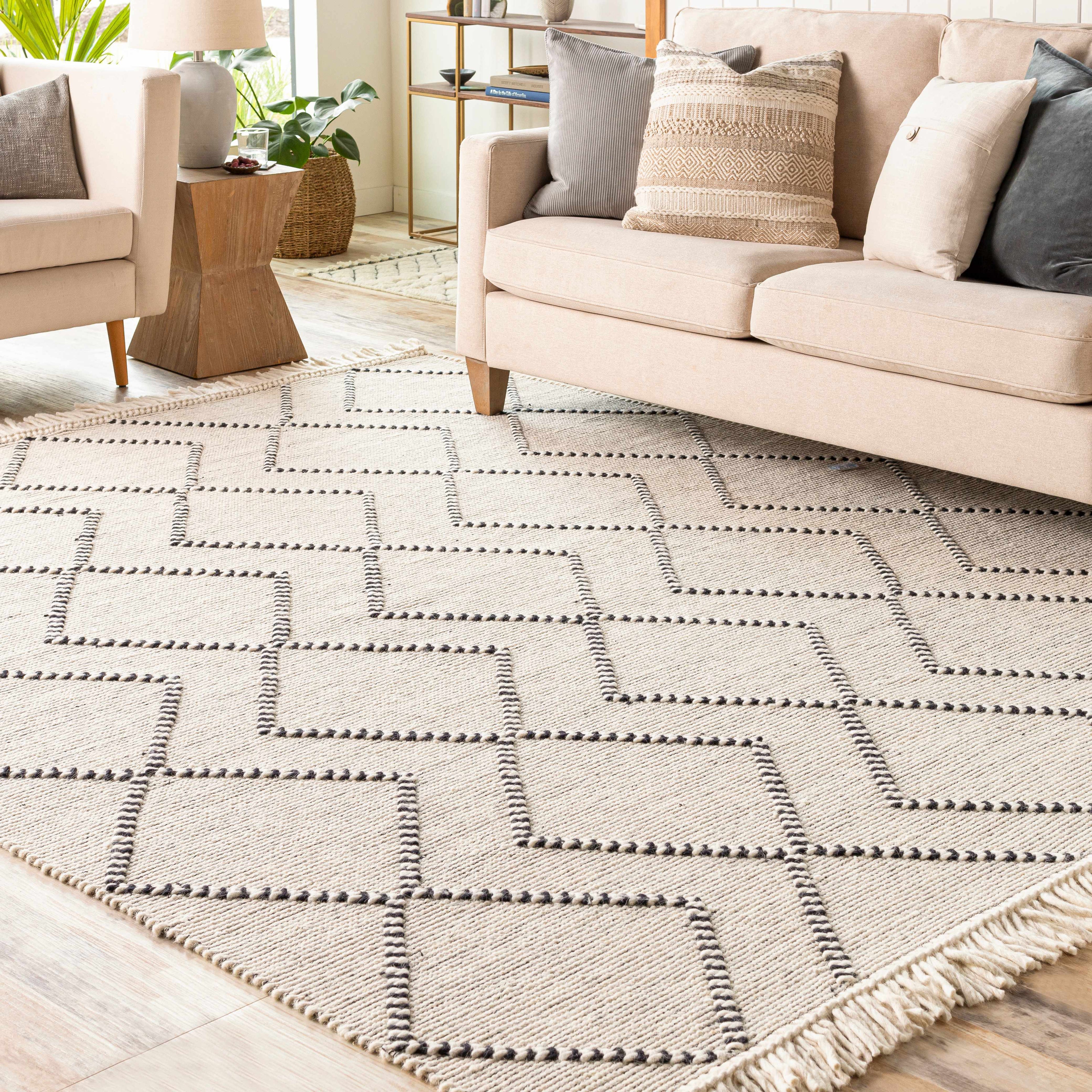 Siguinon Area Rug - Clearance