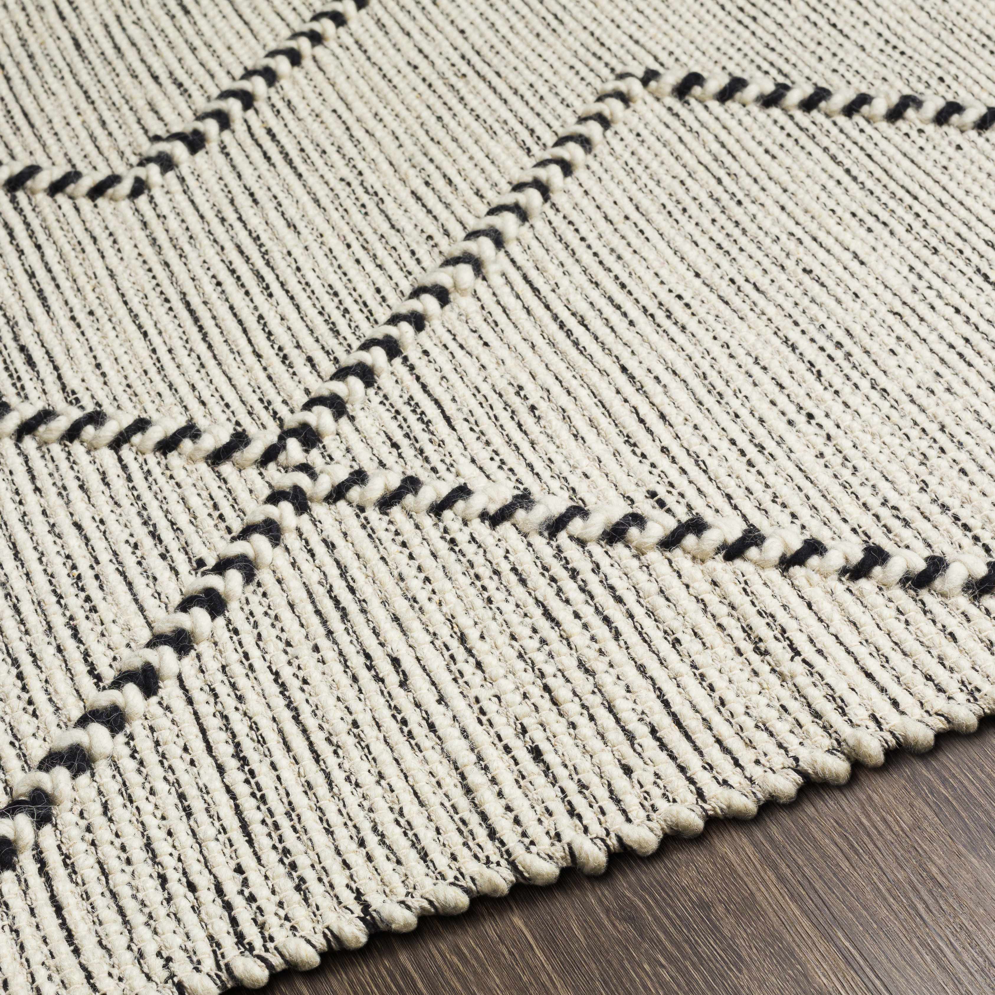 Siguinon Area Rug - Clearance